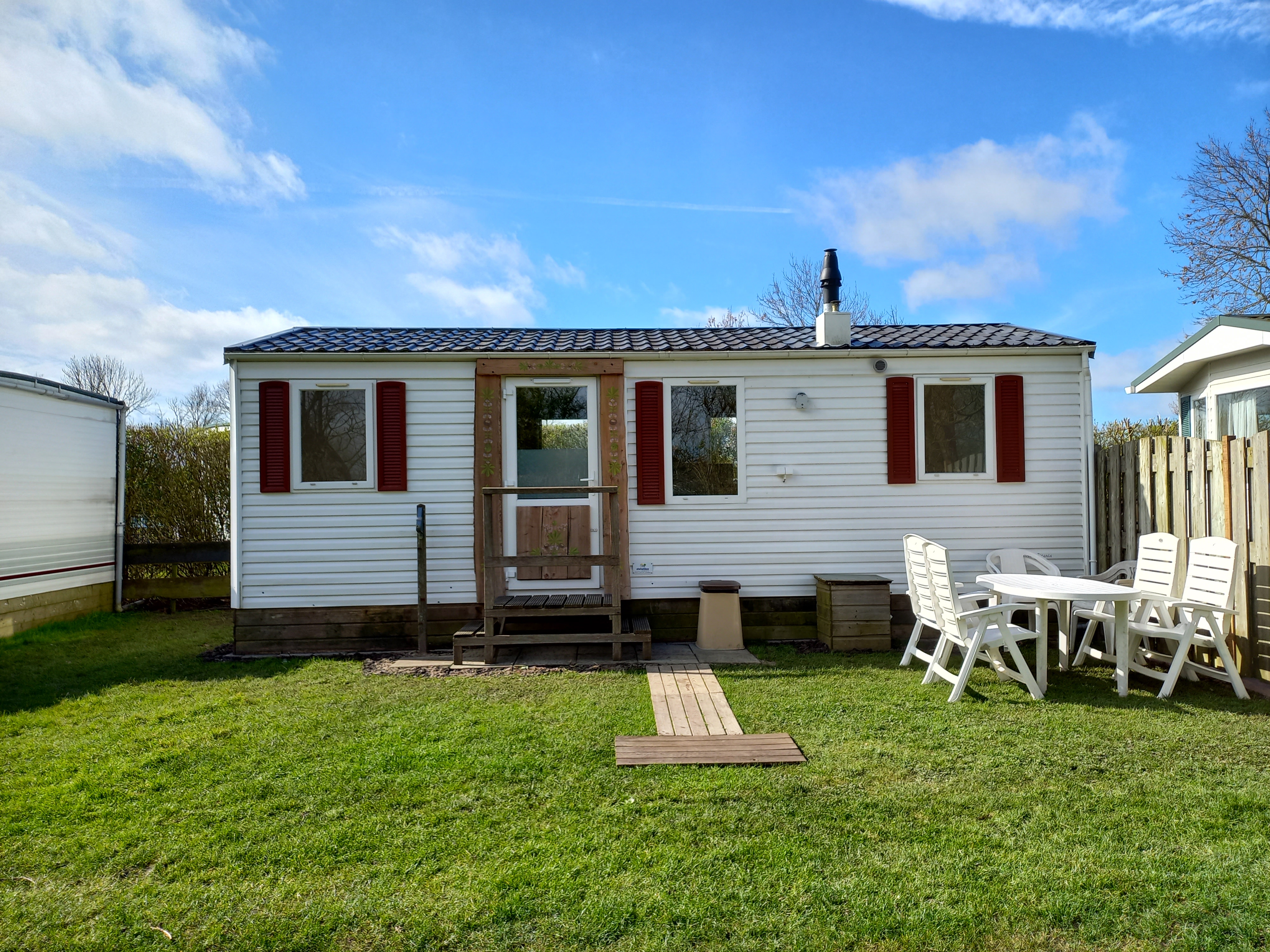 Stacaravan (Arianne) dichtbij zee – Zeeland, Westkapelle